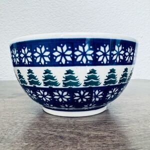 Boleslawiec Polish Pottery Christmas Trees Snowflake Dinner Bowl